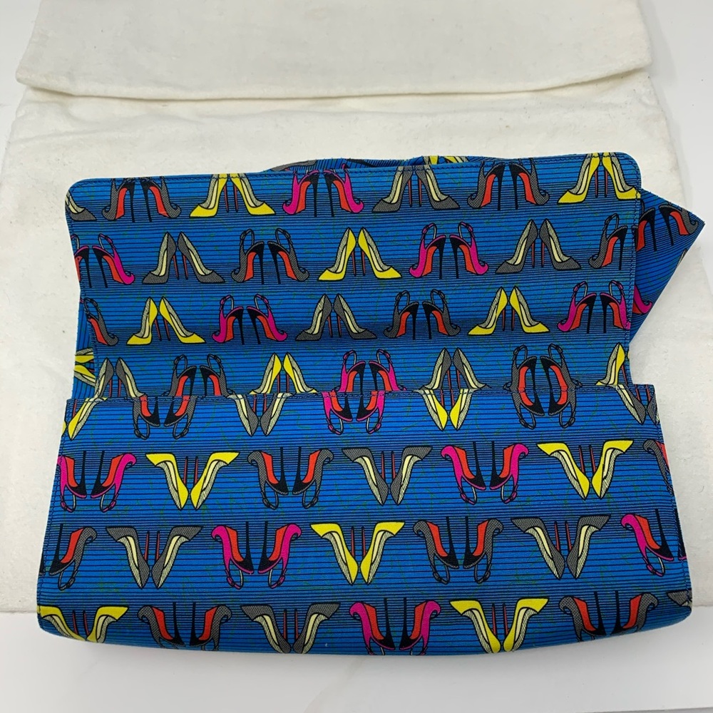 Christian Louboutin Loubibow clutch - Picture 2 of 7
